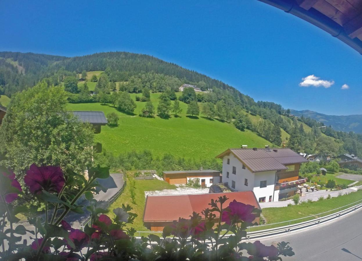 Zimmervermietung Babsy Bed & Breakfast Zell am See Bagian luar foto