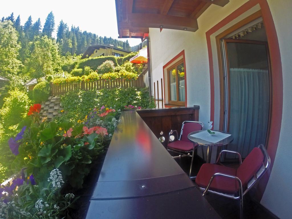 Zimmervermietung Babsy Bed & Breakfast Zell am See Ruang foto